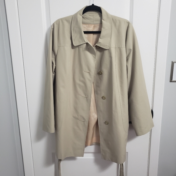 VINTAGE D'ALLAIRDS Belted Trench Coat - Picture 4 of 15